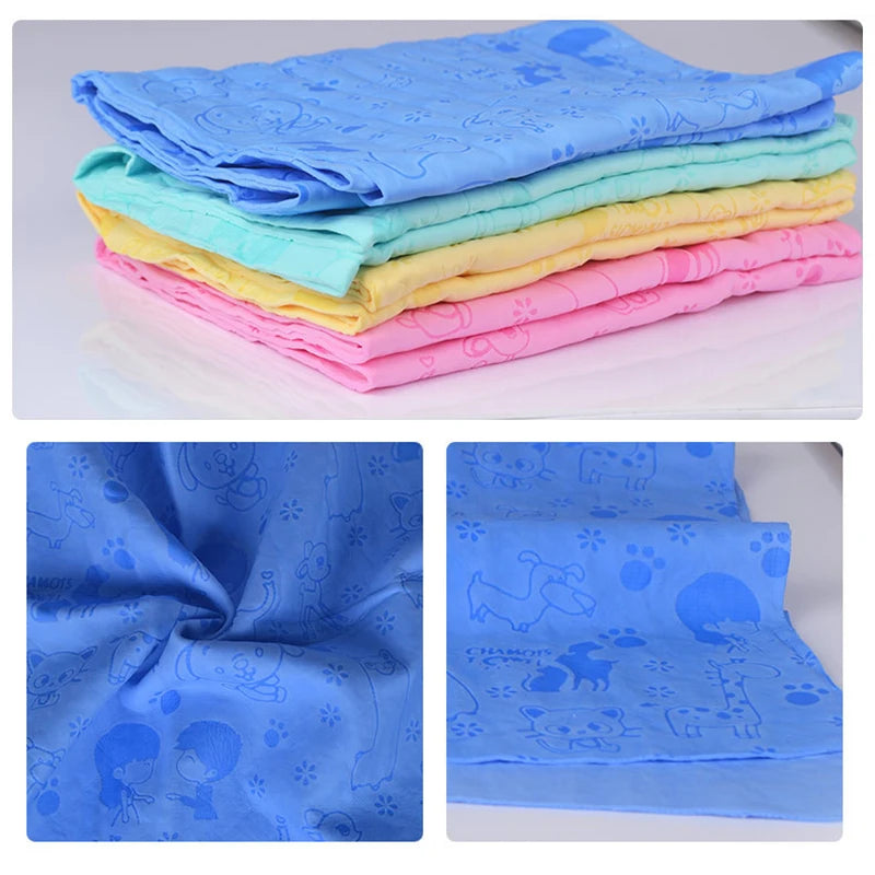 AquaSnug Towel – Super Absorbent Pet Drying Cloth + Storage Tub