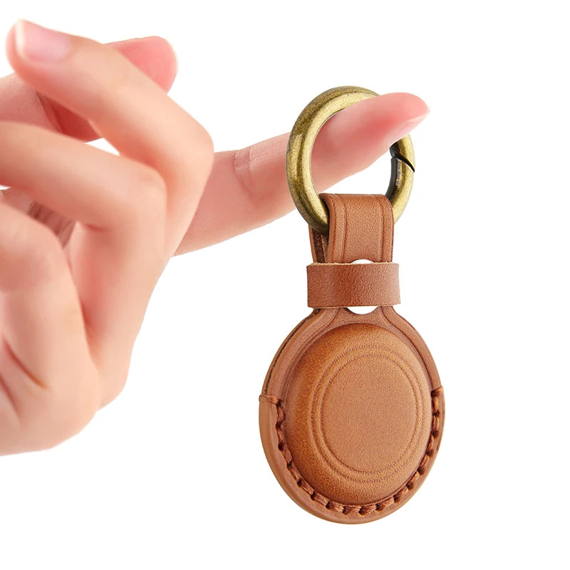 LeatherLink™ Genuine Leather AirTag Keychain – Protective Case & Key Ring Holder for Apple AirTag
