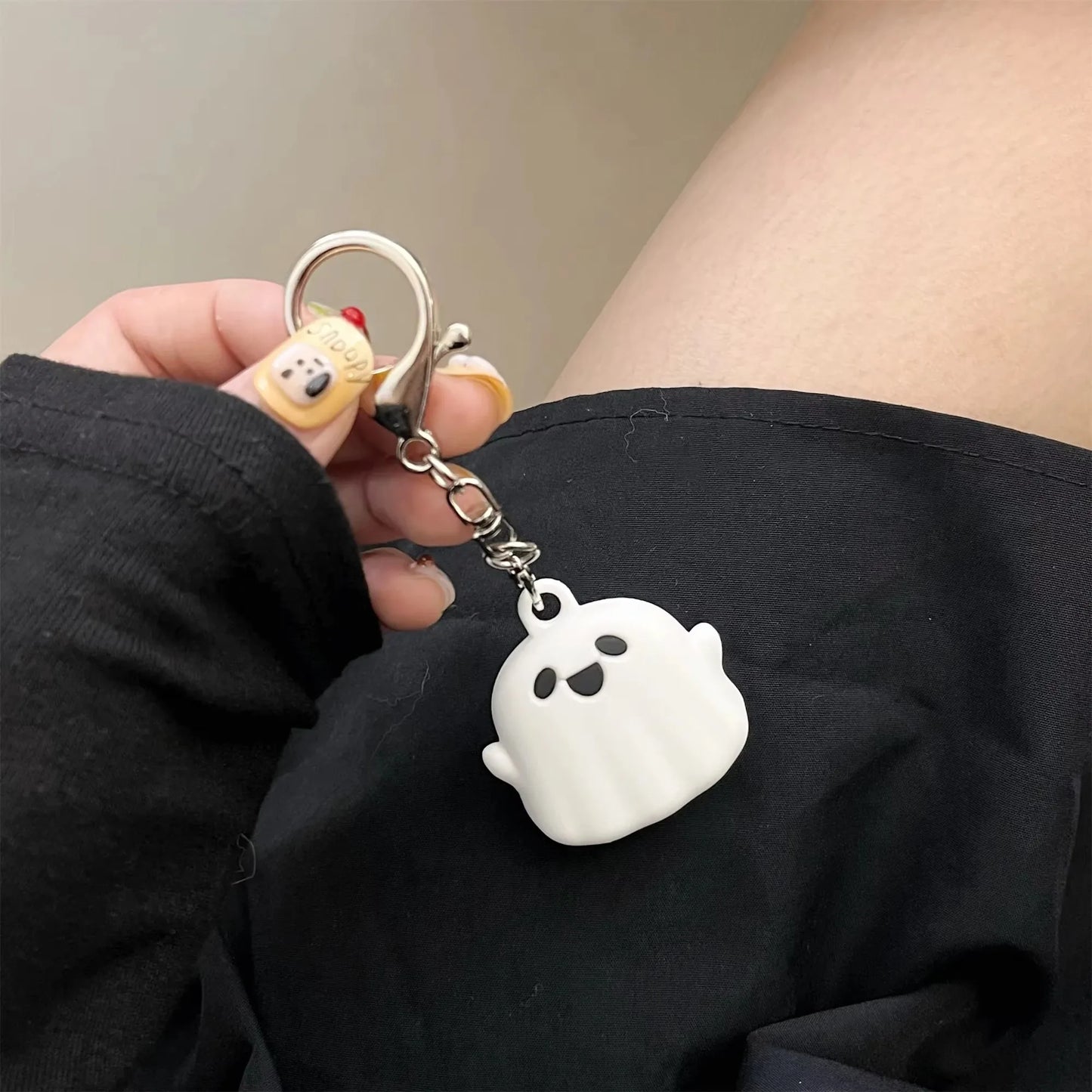 SweetGuard™ Cartoon AirTag Holder – Cute Anti-Lost Silicone Protective Case