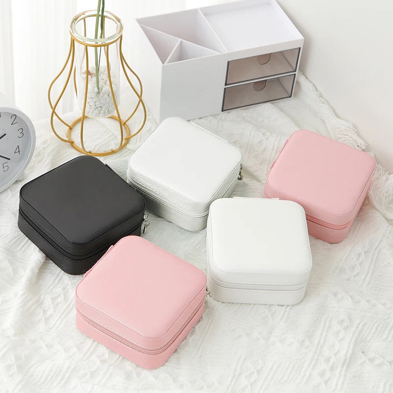 GlamKeep Case – Travel Jewellery Box for Women with Classic Design